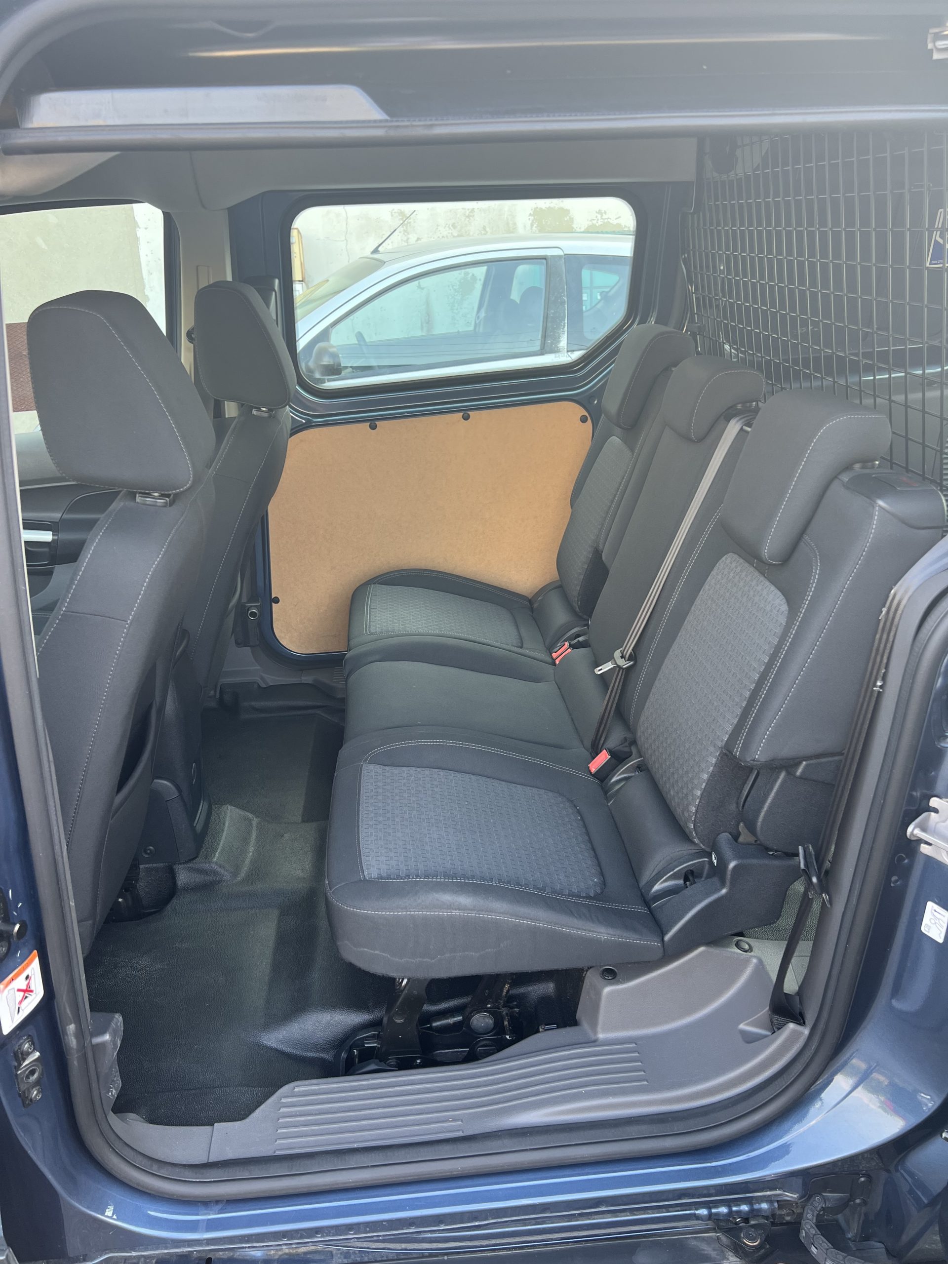 FORD TRANSIT CONNECT